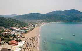 Delfini Resort